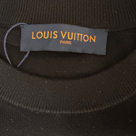 LE Louis Vuitton Monogram Gradient Embellished Crewneck Black XL - Picture 6 of 6